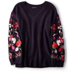 American Eagle embroidered v neck ribbed sweater